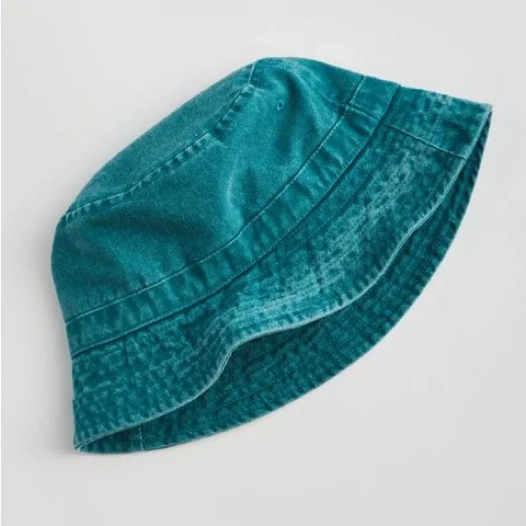 UO | Green Wash Denim Bucket Hat - Picture 2 of 5